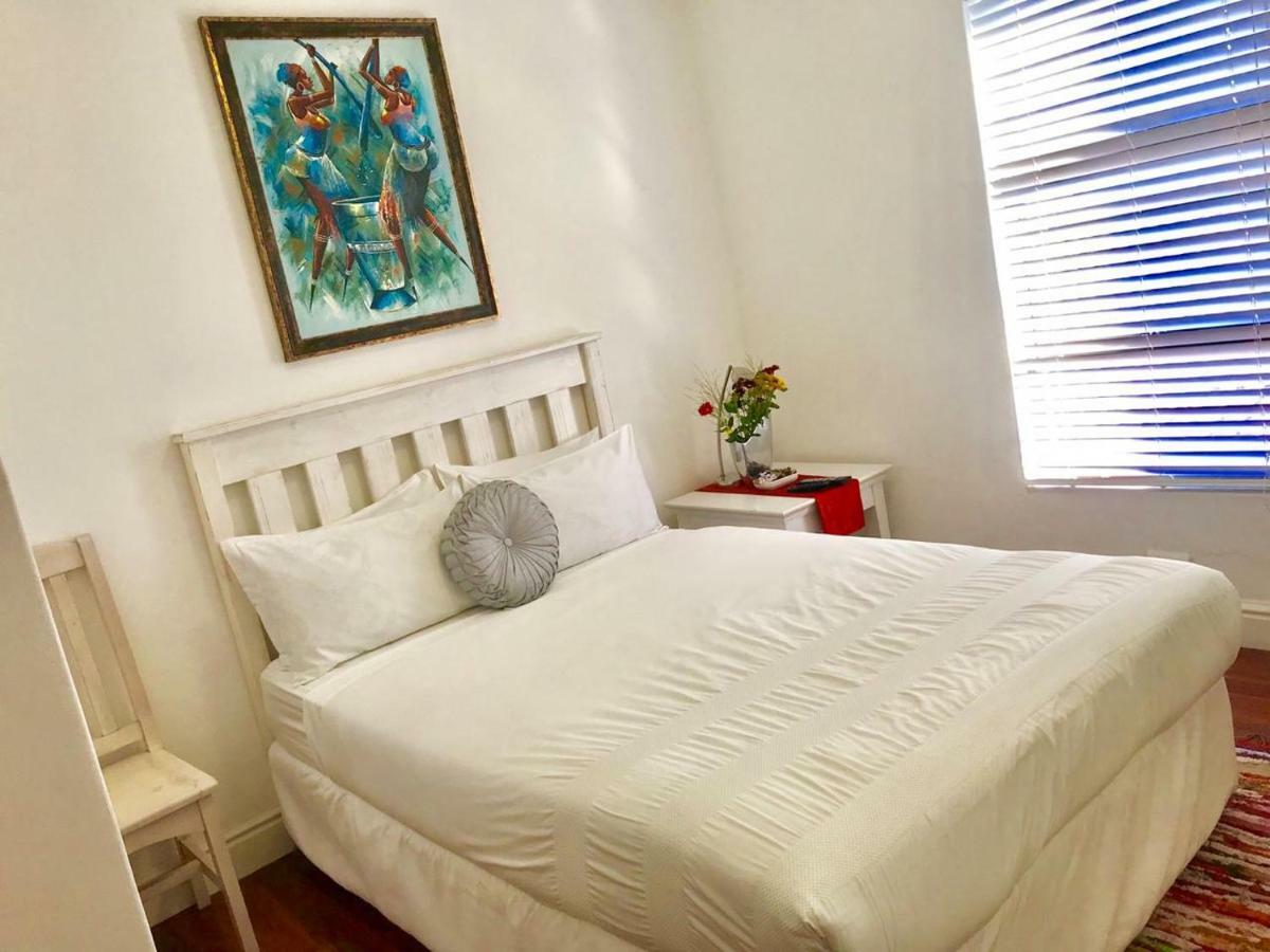 Mbalentle Guesthouse Bishop Lavis Esterno foto