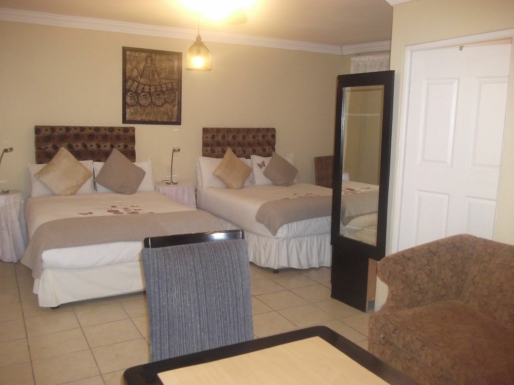 Mbalentle Guesthouse Bishop Lavis Esterno foto